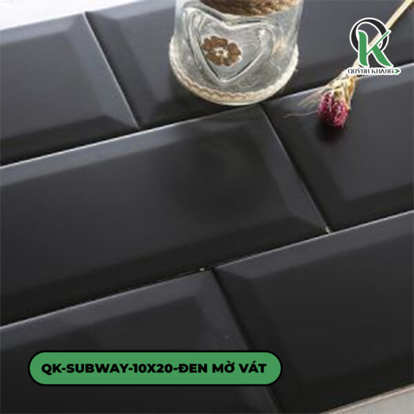 QK-SUBWAY-10X20-ĐEN MỜ VÁT